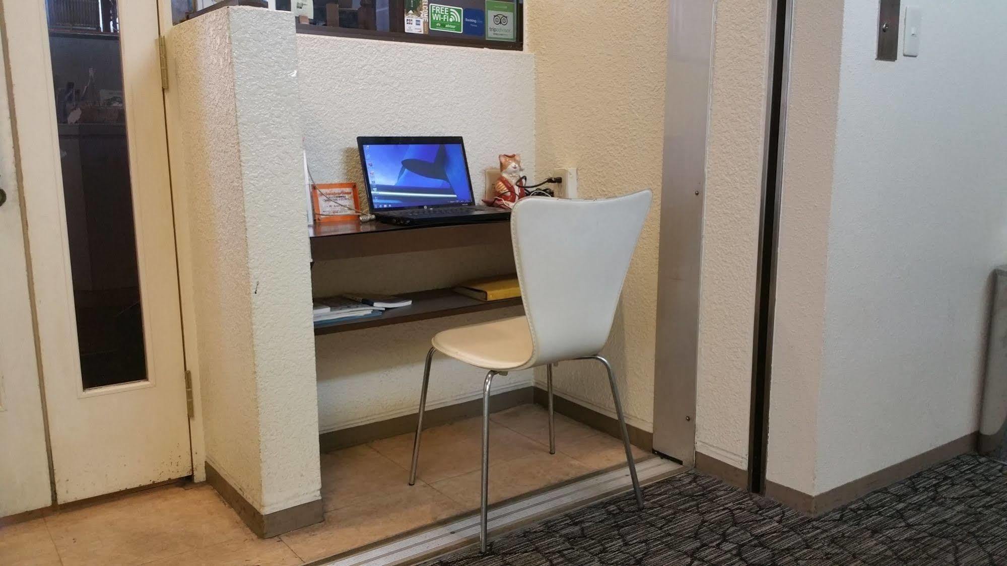 上野ターミナルホテル 2*